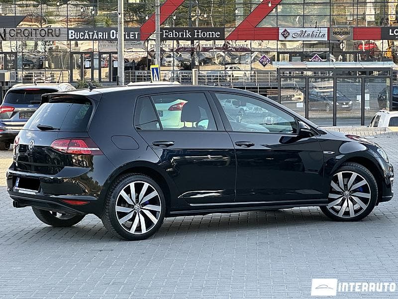 2015 Volkswagen Golf GTE — Miniatură 3