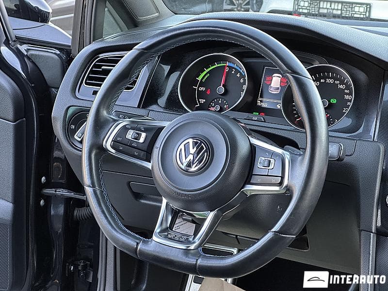 2015 Volkswagen Golf GTE — Miniatură 7