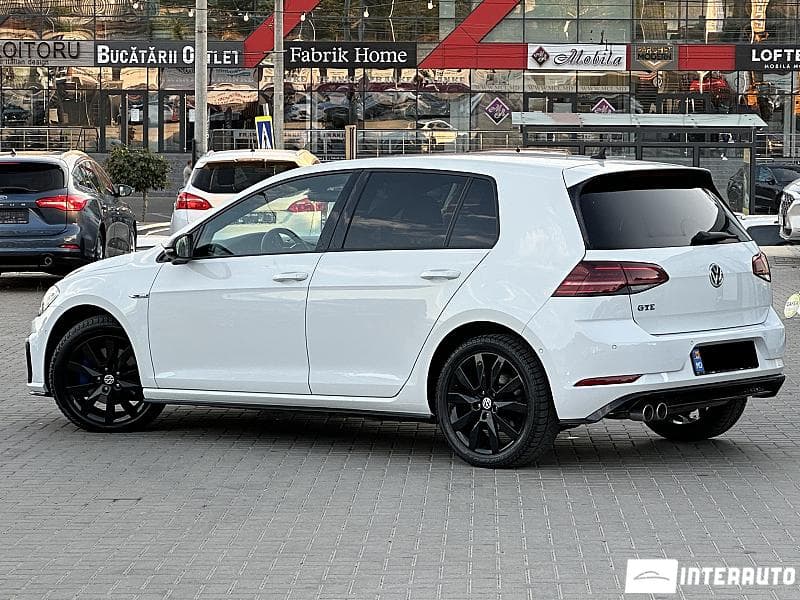2017 Volkswagen Golf GTE — Miniatură 4