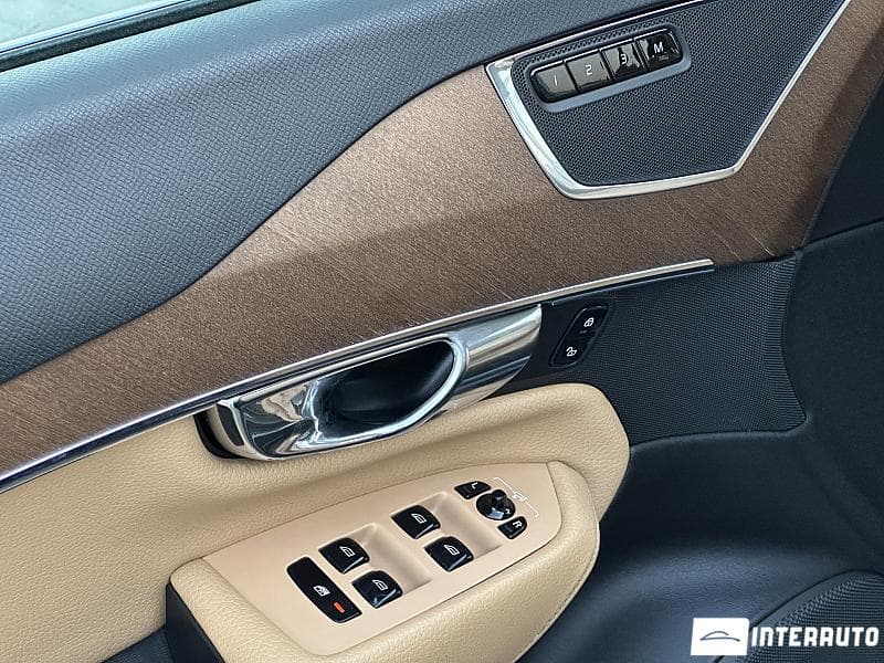 2016 Volvo XC 90 — Miniatură 18