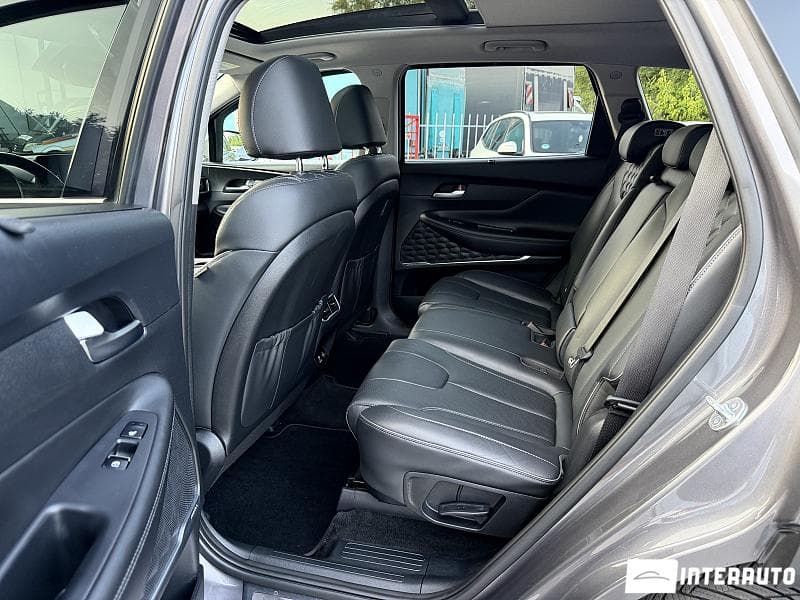 Hyundai Santa Fe 2023 — Миниатюра 6