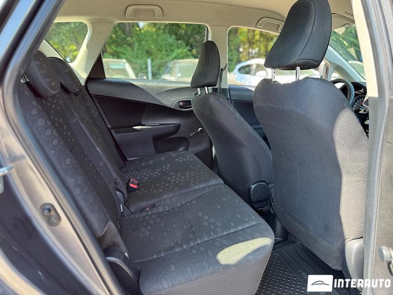 Subaru Trezia 2011 — Миниатюра 12