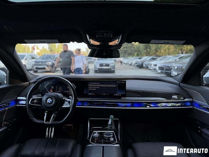 2022 BMW 760 — Miniatură 22