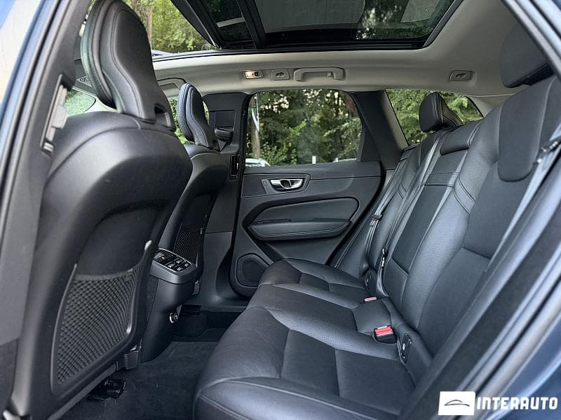 Volvo XC 60 2019 — Миниатюра 19