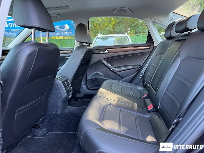 2022 Volkswagen Passat — Miniatură 16