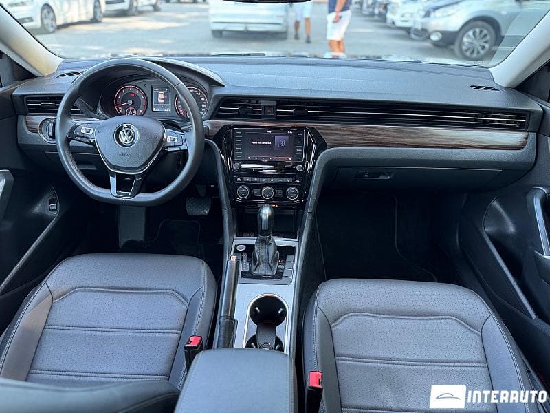 2022 Volkswagen Passat — Miniatură 15