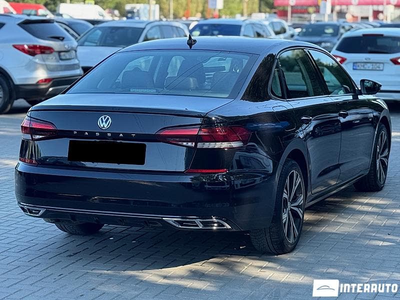 2022 Volkswagen Passat — Miniatură 2