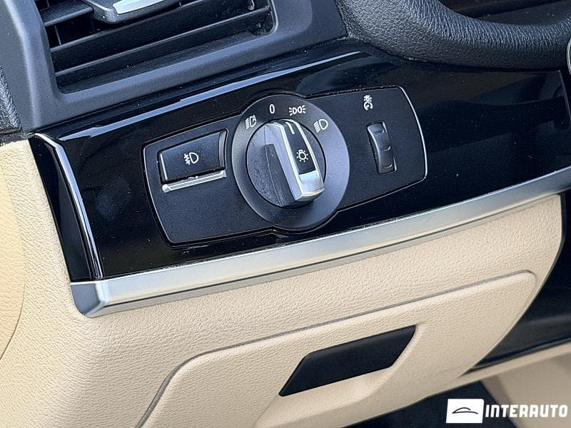 2016 BMW X3 2.8i — Miniatură 17