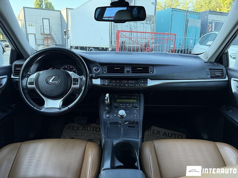 2011 Lexus CT 200h — Miniatură 9
