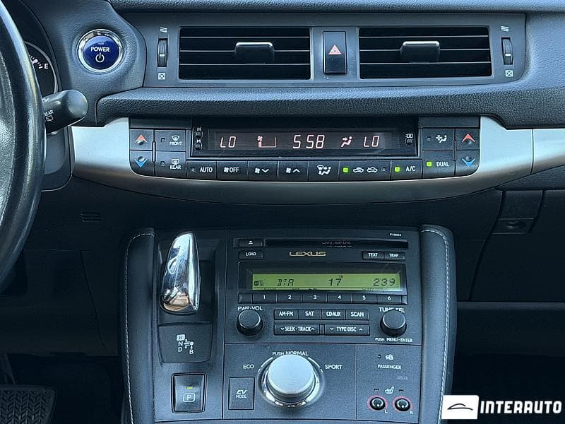 2011 Lexus CT 200h — Miniatură 13