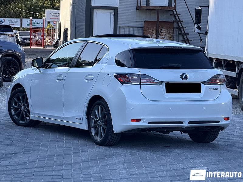 2011 Lexus CT 200h — Miniatură 4