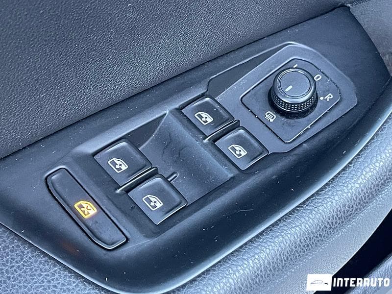 2016 Volkswagen Passat — Miniatură 6
