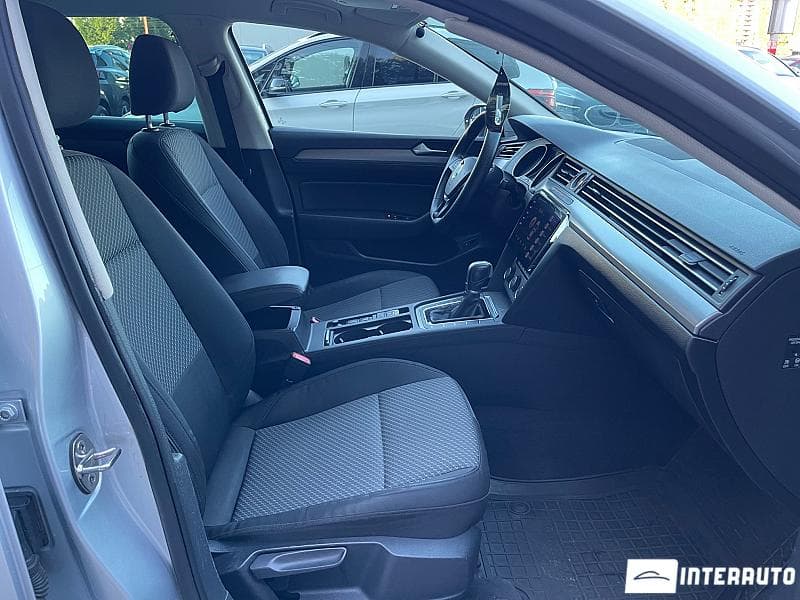 2016 Volkswagen Passat — Miniatură 15