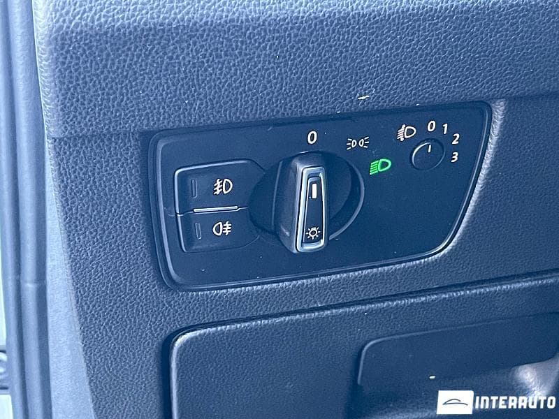 2016 Volkswagen Passat — Miniatură 7