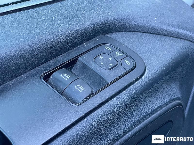 2021 Mercedes Sprinter — Miniatură 6