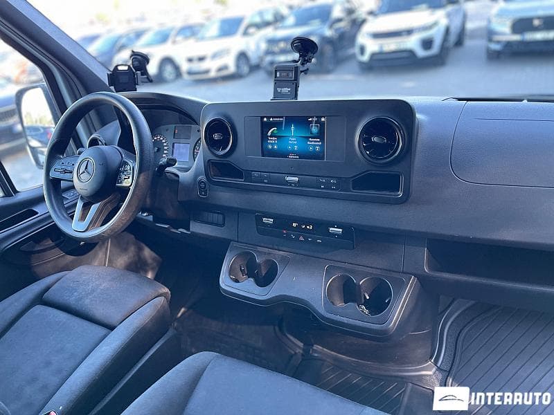 2021 Mercedes Sprinter — Miniatură 14