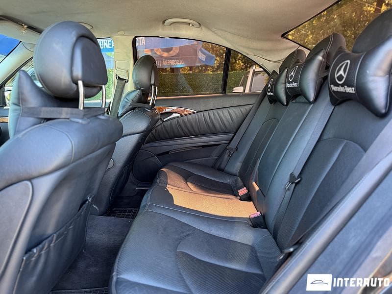 2004 Mercedes E 220 — Miniatură 16