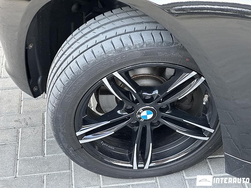 2018 BMW 318 — Miniatură 17