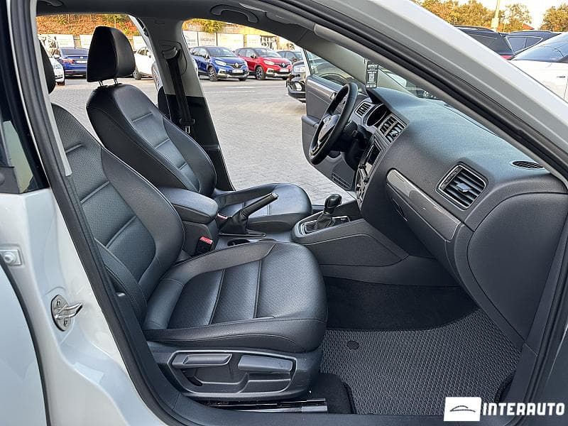 2017 Volkswagen Jetta — Miniatură 13
