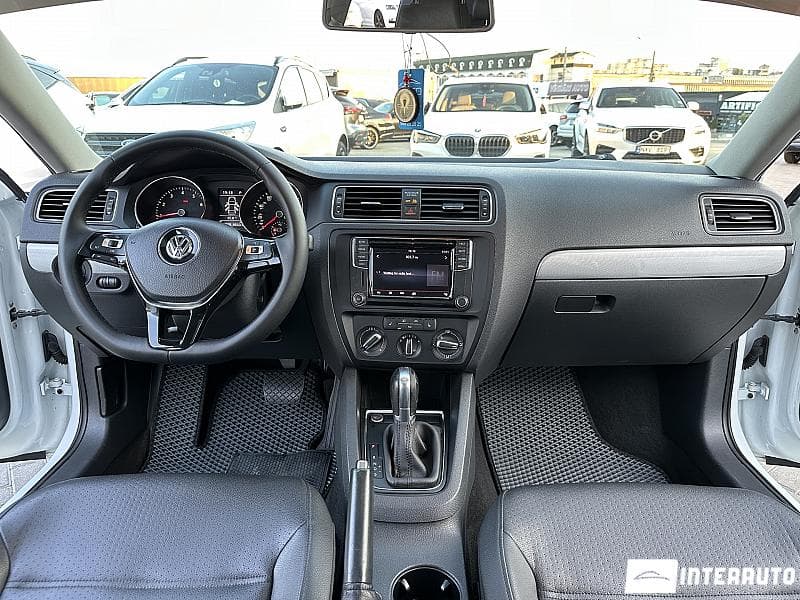 2017 Volkswagen Jetta — Miniatură 6