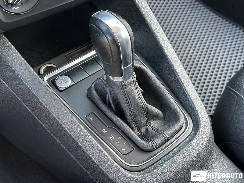 2017 Volkswagen Jetta — Miniatură 11