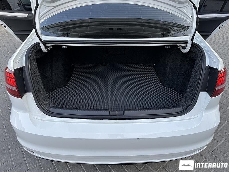 2017 Volkswagen Jetta — Miniatură 21