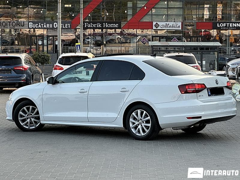 2017 Volkswagen Jetta — Miniatură 4