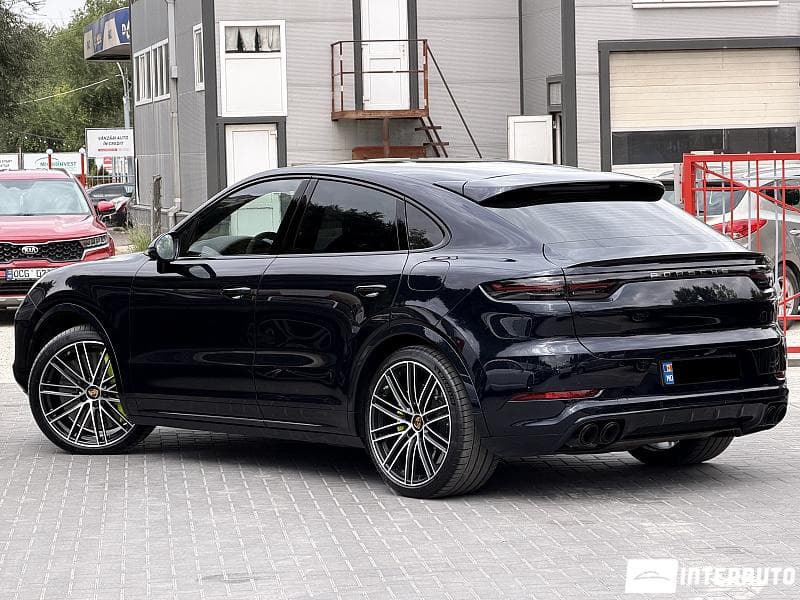 2020 Porsche Cayenne Turbo S-E Hybrid Coupe — Miniatură 4