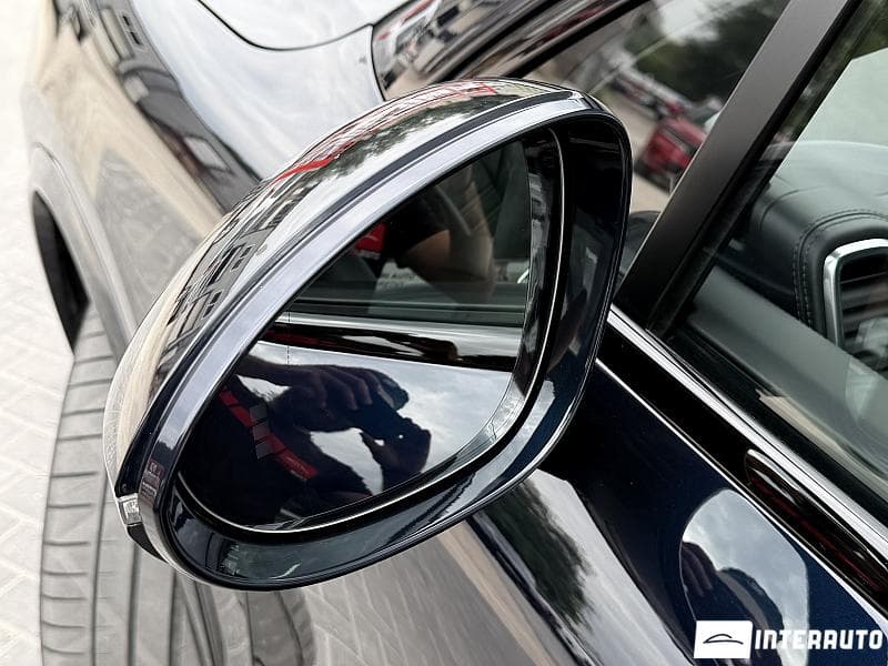 2020 Porsche Cayenne Turbo S-E Hybrid Coupe — Miniatură 26
