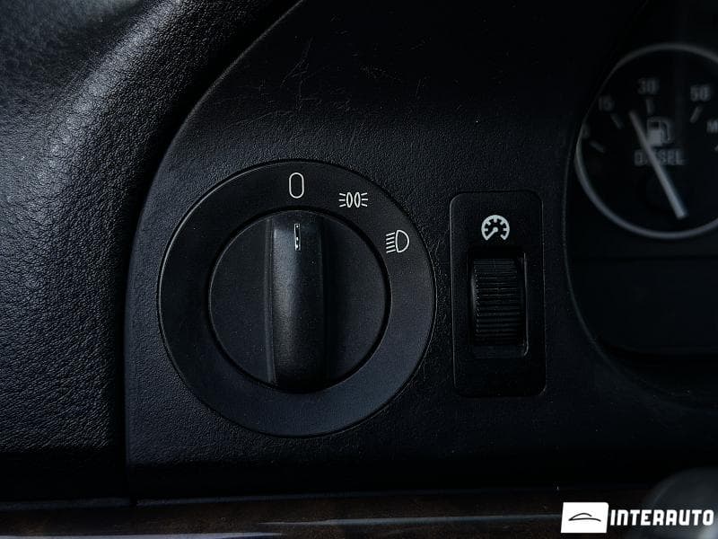 2003 BMW 525 — Miniatură 8