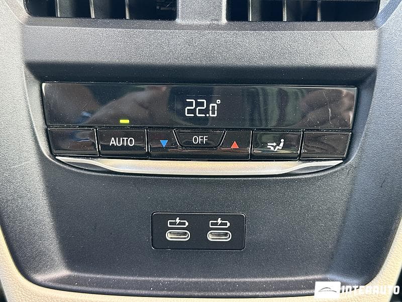 2024 BMW 330 — Miniatură 10