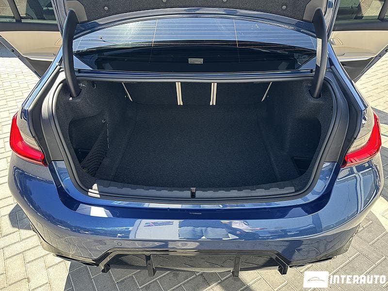2024 BMW 330 — Miniatură 20