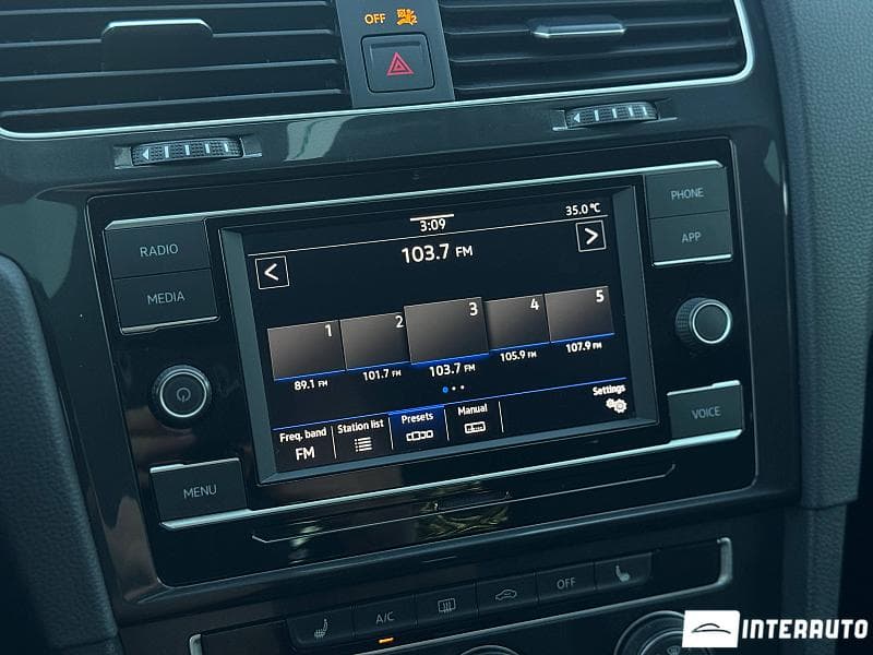 2021 Volkswagen Golf — Miniatură 9