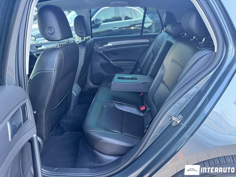 2021 Volkswagen Golf — Miniatură 13