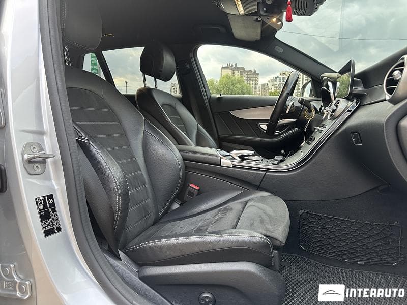 Mercedes C 220 2018 — Миниатюра 18