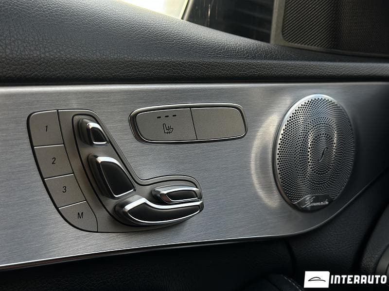 Mercedes C 220 2018 — Миниатюра 7