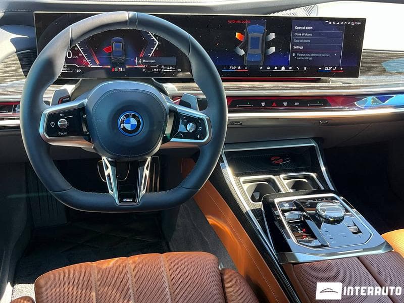 2023 BMW 750e XDrive — Miniatură 8