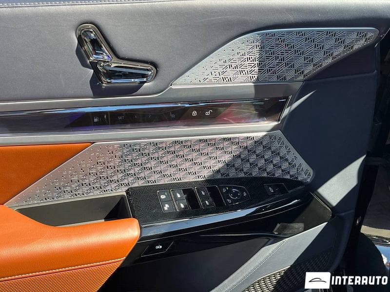 2023 BMW 750e XDrive — Miniatură 5