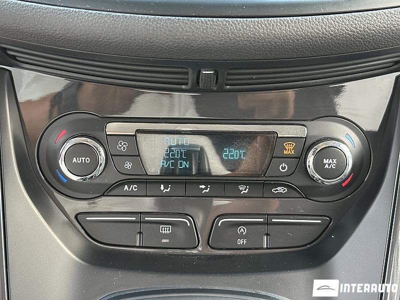2016 Ford Kuga — Miniatură 10