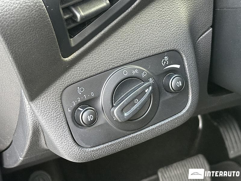 2016 Ford Kuga — Miniatură 17