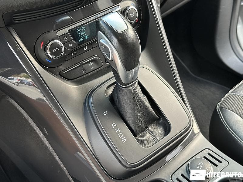 2016 Ford Kuga — Miniatură 11
