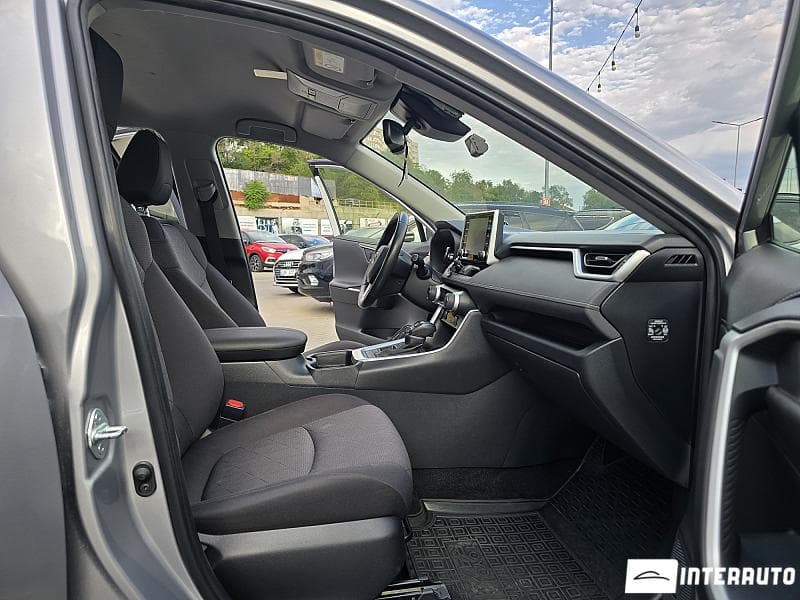 2021 Toyota Rav-4 — Miniatură 11