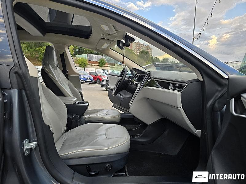 2012 Tesla Model S — Miniatură 11