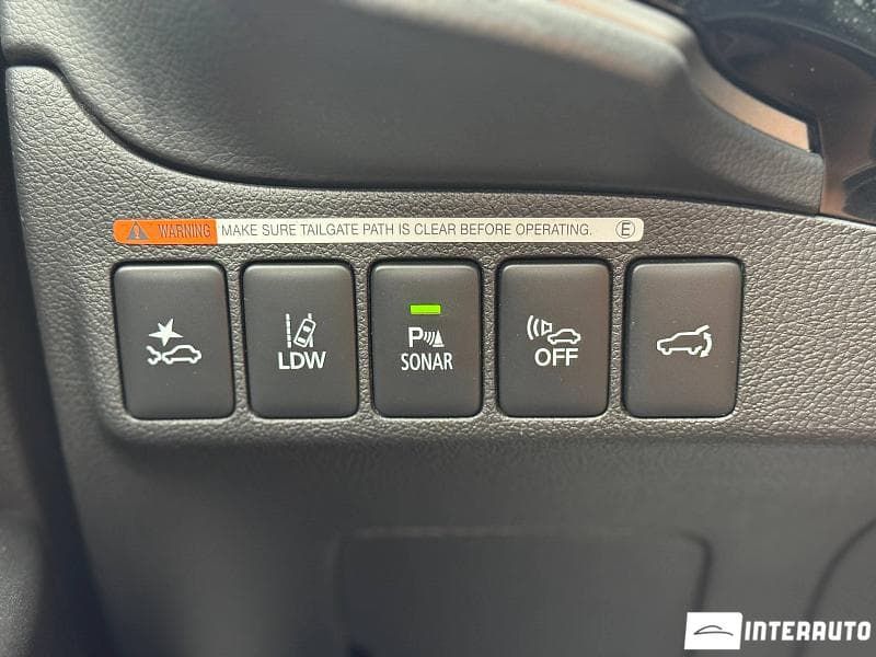 2018 Mitsubishi Outlander — Miniatură 18
