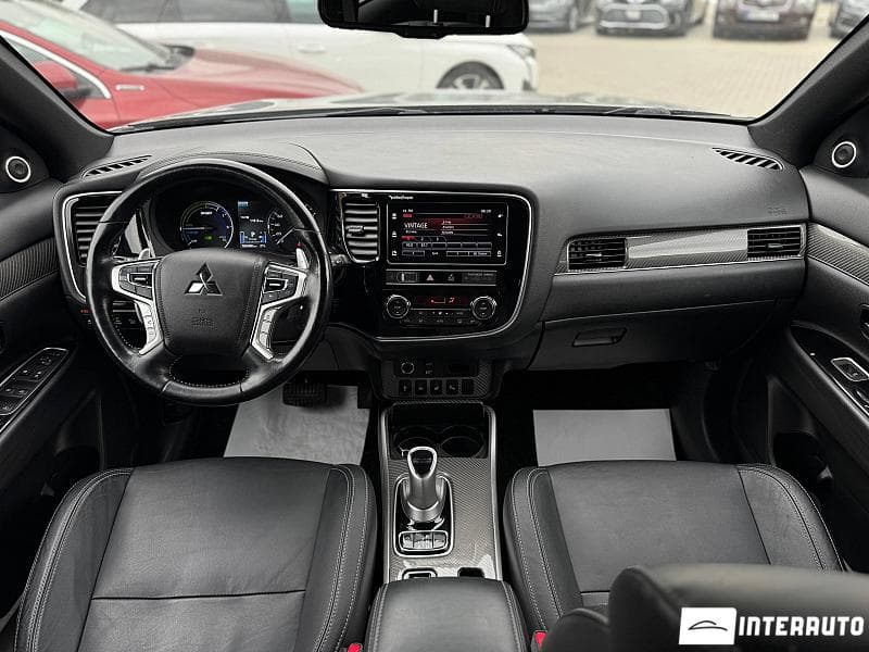 2018 Mitsubishi Outlander — Miniatură 6