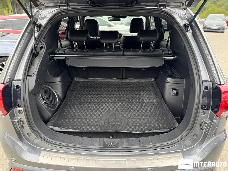 2018 Mitsubishi Outlander — Miniatură 24