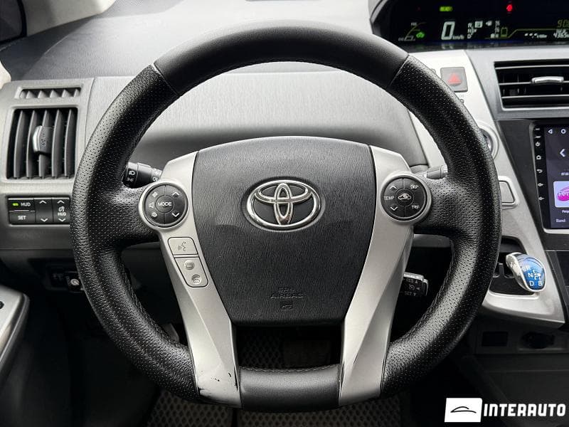 2013 Toyota Prius Plus / V — Miniatură 12