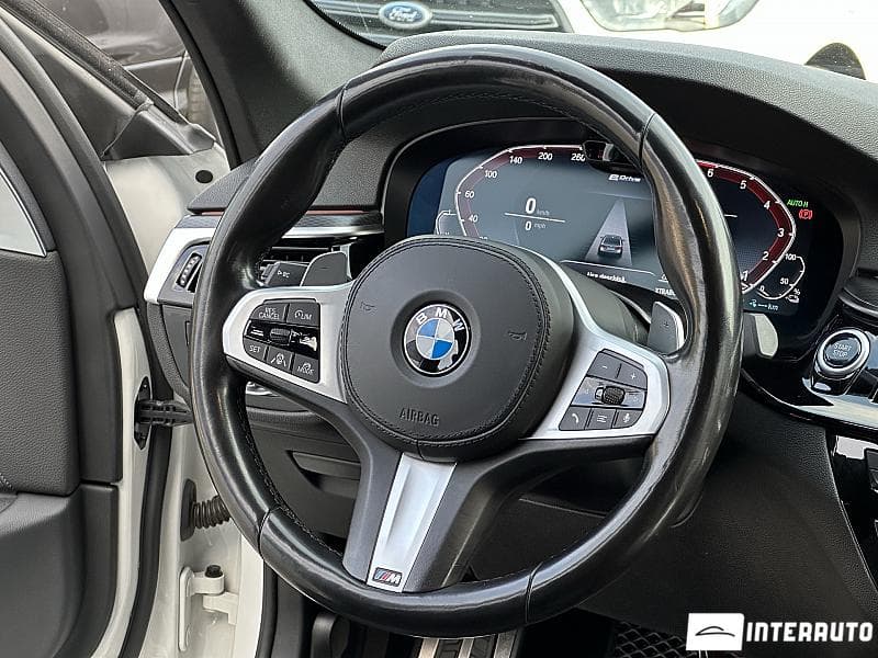2021 BMW 530e — Miniatură 7