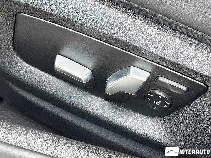 2021 BMW 530e — Miniatură 17