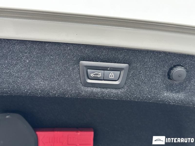 2021 BMW 530e — Miniatură 22